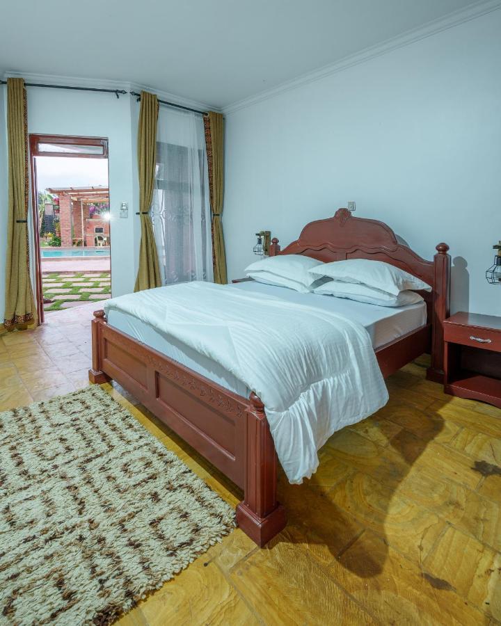 Sprunger Avenue - Tulia Homes Моши Экстерьер фото